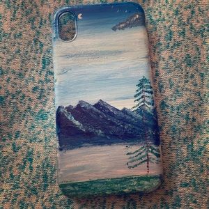 iPhone XR panted case